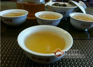 合和昌茶業2013年尚品珍藏開湯品鑒